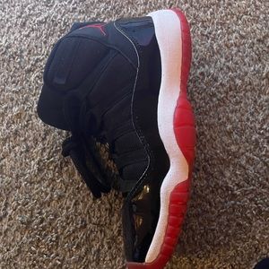 Jordan 11 Retro Playoffs Bred 2019